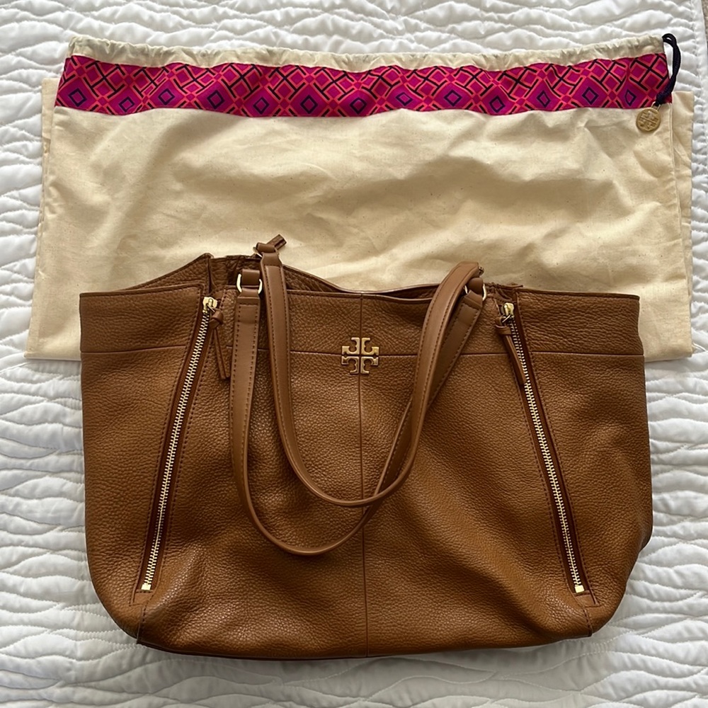 Tory Burch Leather Shoulder Bag